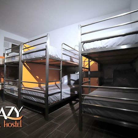 Crazy Hostel Yerevan Exterior foto