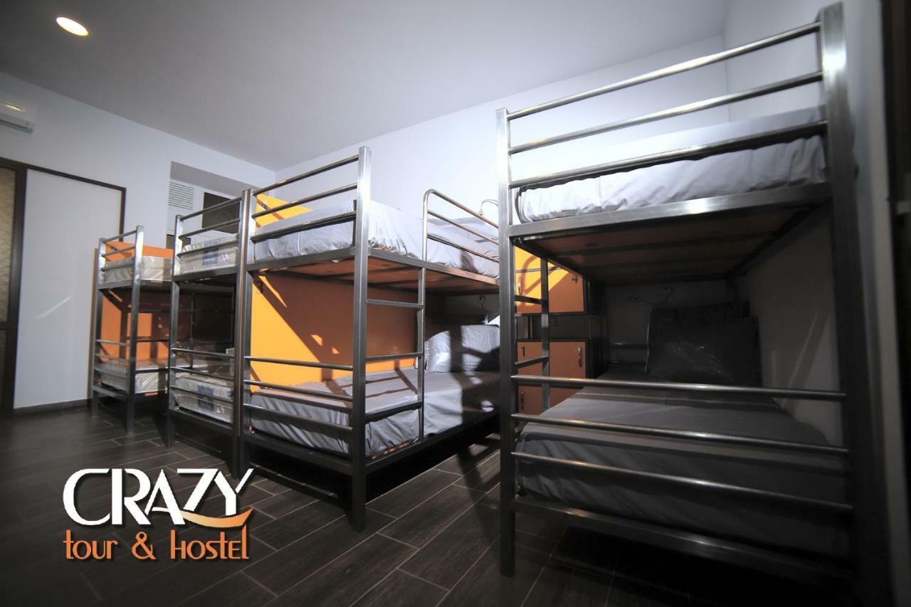 Crazy Hostel Yerevan Exterior foto